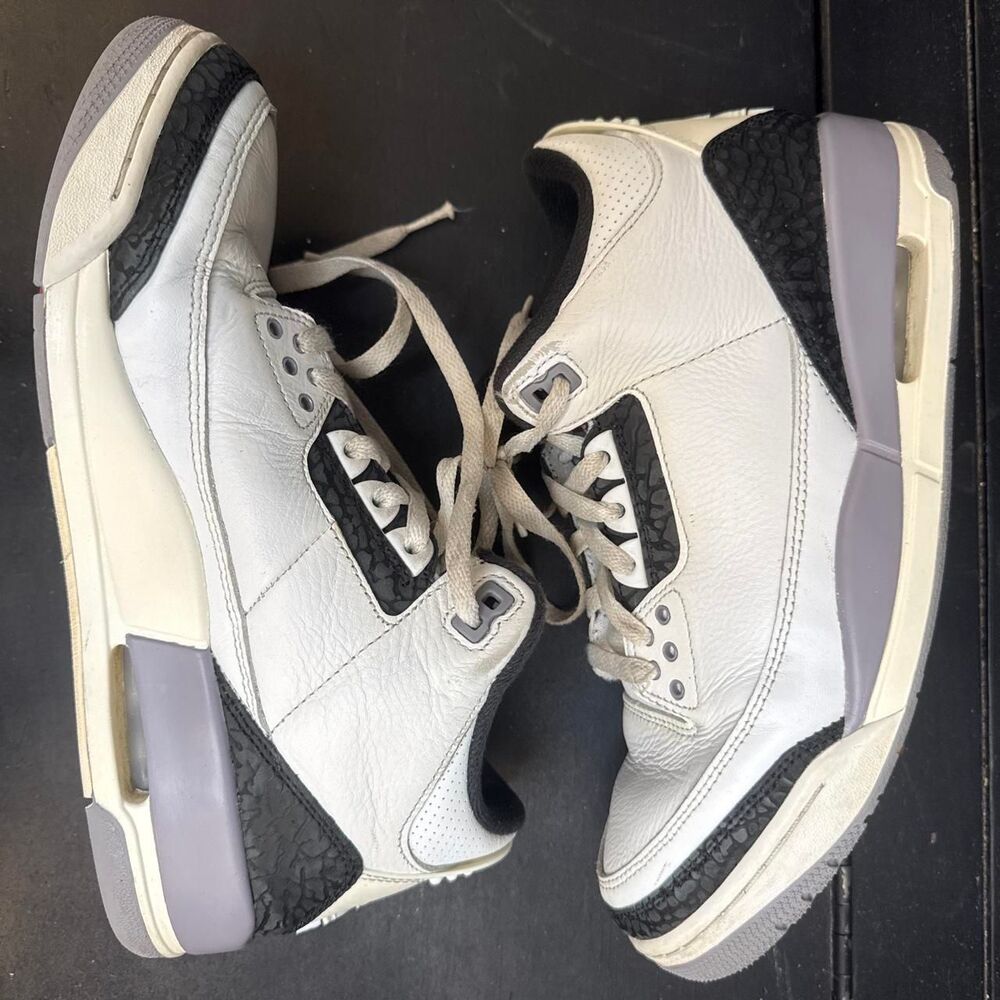 Jordan Men's Grey and White Trainers